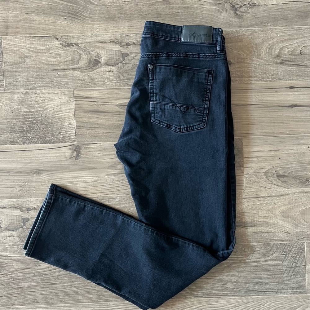 Classic Black Straight-Leg Jeans 32x32